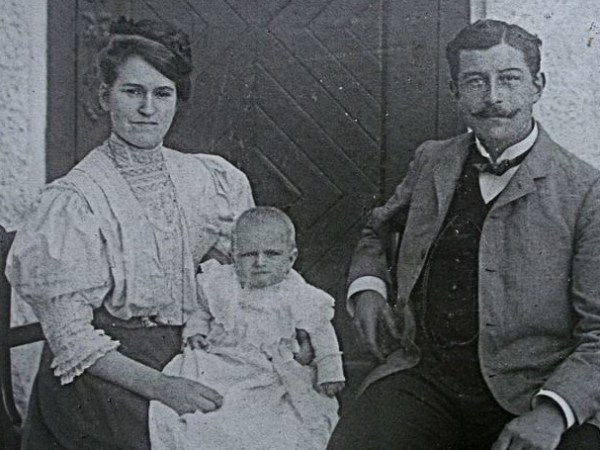 Gustav i Margarethe Radeck na rodzinnych&nbsp;fotografiach