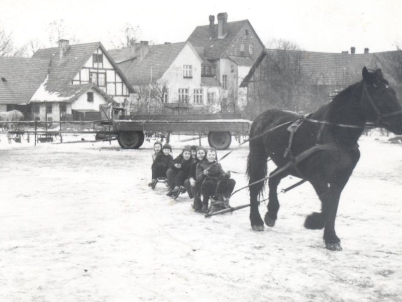 1958/59: na kuligu za&nbsp;szkołą
