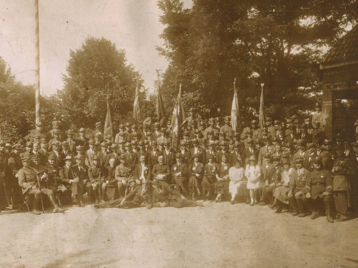 Lata 20-te: wielka uroczystość w&nbsp;Golęczewie