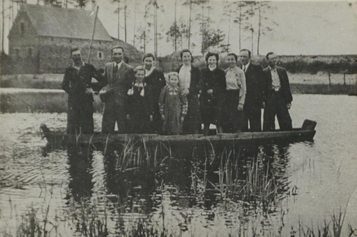 Majdany, między Golęczewem a&nbsp;Złotkowem