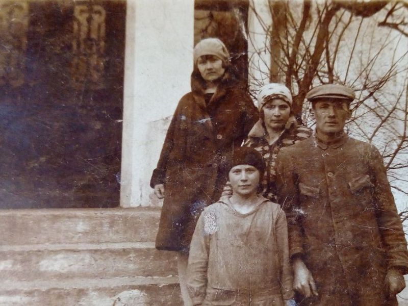 Losy mieszkańców z Dworcowej 28 we wspomnieniach Izabeli&nbsp;Lamch-Dolaty