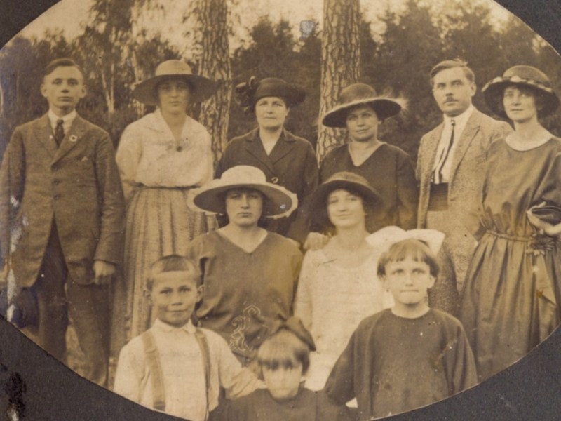 Album Teresy Kostańskiej-Jasik i rodziny&nbsp;Sroków