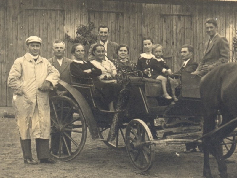 Henryka Wygachiewicz-Rewers: Wspomnienia cz. 2 – życie szkolne i&nbsp;społeczne